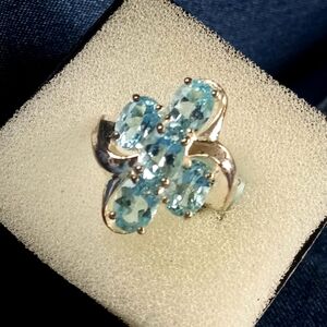 Vintage 10 Carat Aquamarine Cluster Gems .925 Sterling Silver Ring-Size: 7- NWOT